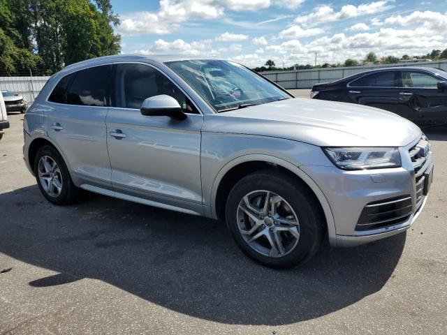 WA1BNAFY6J2061849 - 2018 AUDI Q5 PREMIUM PLUS SILVER photo 4