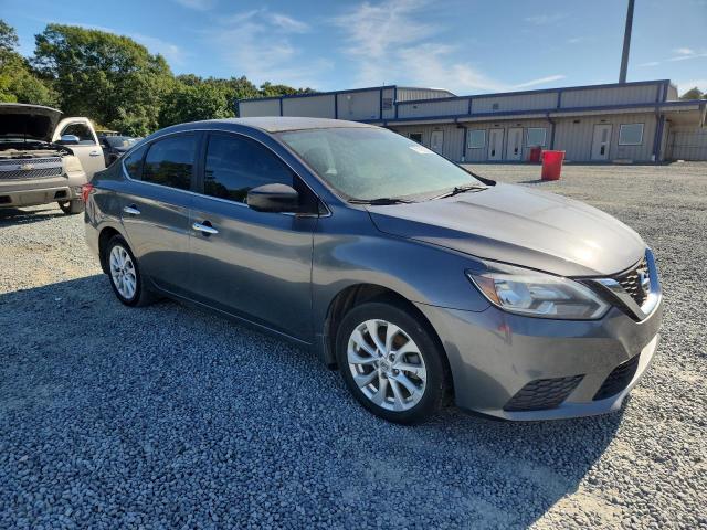 3N1AB7AP1JL657450 - 2018 NISSAN SENTRA S 灰色 照片 4