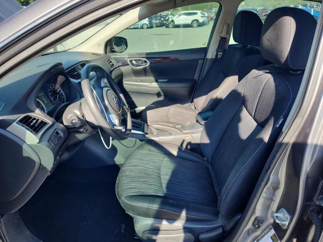 3N1AB7AP1JL657450 - 2018 NISSAN SENTRA S 灰色 照片 7