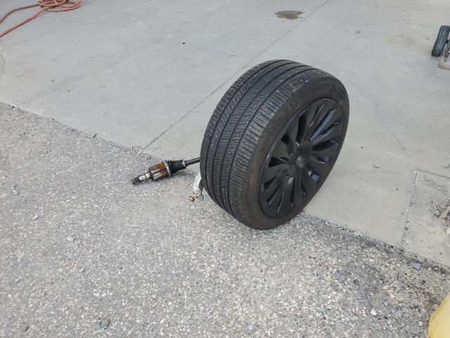 7SAYGDEE3RA254195 - 2024 TESLA MODEL Y CHARCOAL photo 13