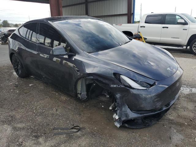7SAYGDEE3RA254195 - 2024 TESLA MODEL Y CHARCOAL photo 4