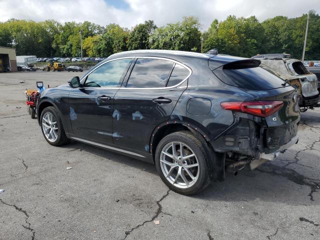 ZASPAKBN2K7C51121 - 2019 ALFA ROMEO STELVIO TI BLACK photo 2