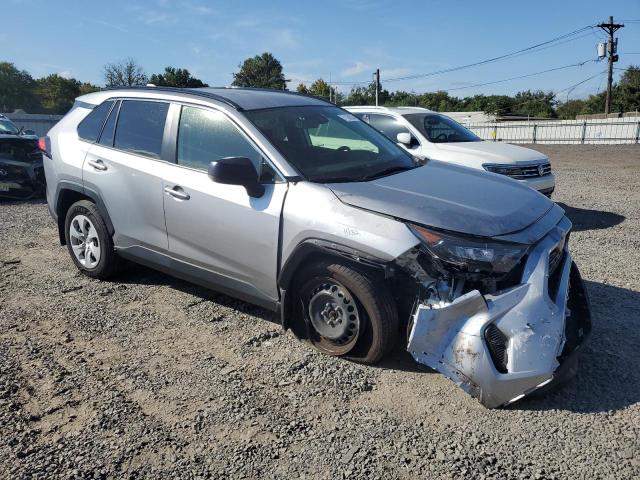JTMF1RFV3KD046819 - 2019 TOYOTA RAV4 LE 银色 照片 4