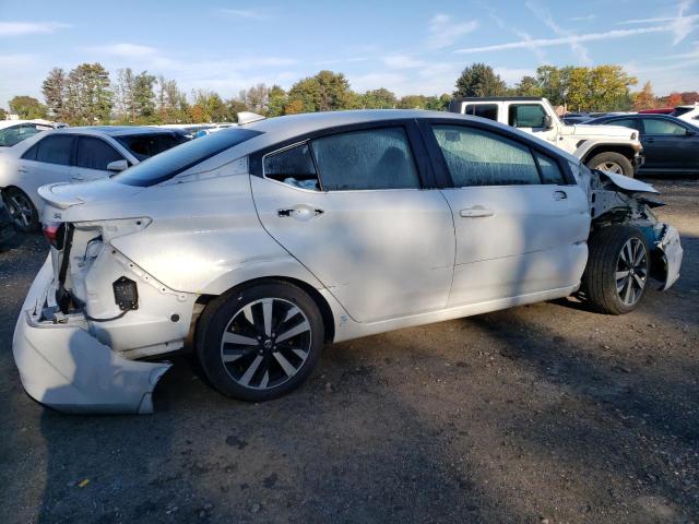 3N1CN8FV6ML924020 - 2021 NISSAN VERSA SR WHITE photo 3