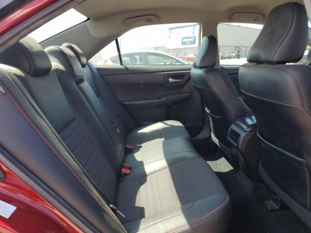 4T1BF1FK9HU725070 - 2017 TOYOTA CAMRY LE RED photo 10