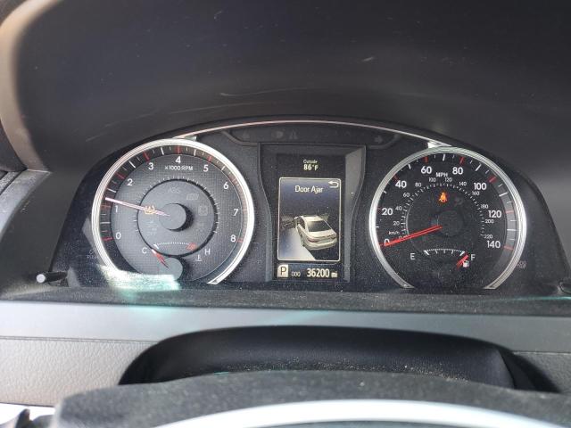 4T1BF1FK9HU725070 - 2017 TOYOTA CAMRY LE RED photo 9