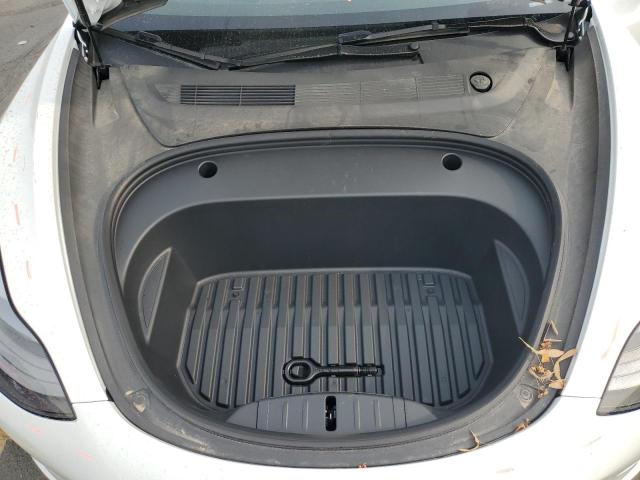 5YJ3E1EA7PF574872 - 2023 TESLA MODEL 3 Білий фото 11