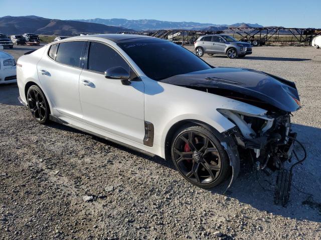 KNAE55LC9J6036047 - 2018 KIA STINGER GT2 WHITE photo 4