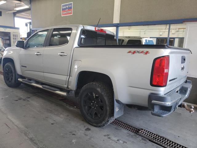 1GCGTCEN8J1106445 - 2018 CHEVROLET COLORADO LT SILVER photo 2