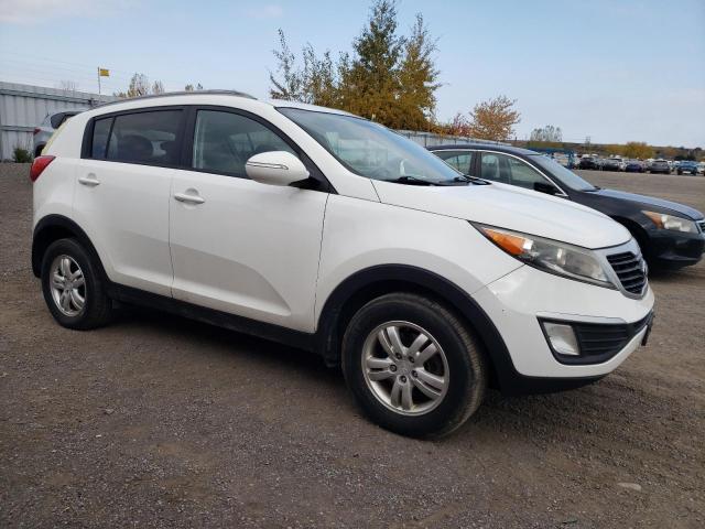 KNDPB3A20D7538060 - 2013 KIA SPORTAGE BASE WHITE photo 4