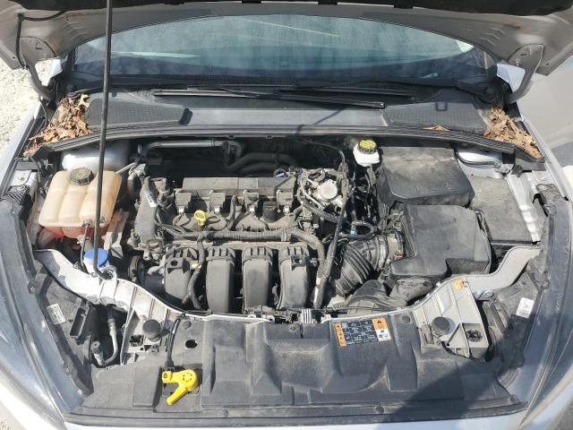 1FADP3M22JL230011 - 2018 FORD FOCUS SEL 银色 照片 11