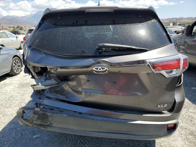 5TDKKRFHXGS154551 - 2016 TOYOTA HIGHLANDER XLE გრაფიტი ფოტო 6
