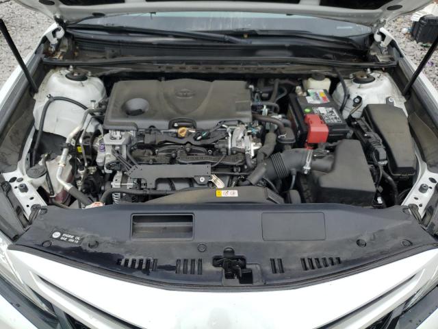 4T1B61HK4JU070285 - 2018 TOYOTA CAMRY XSE WHITE photo 11