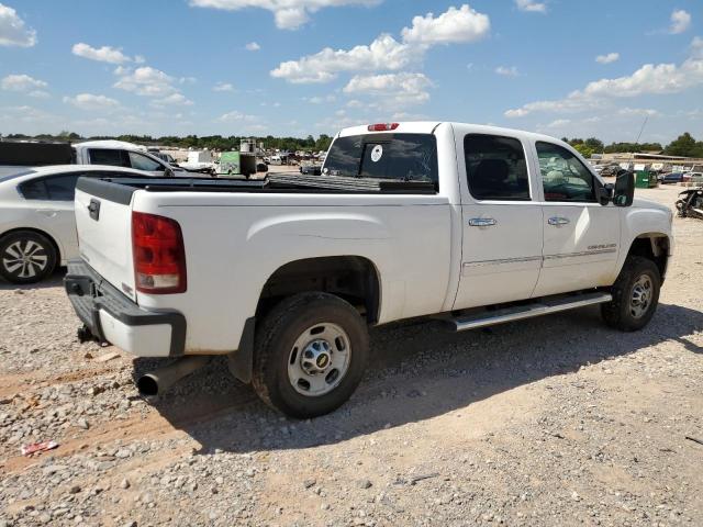 1GT125C84BF169435 - 2011 GMC SIERRA K2500 DENALI WHITE photo 3