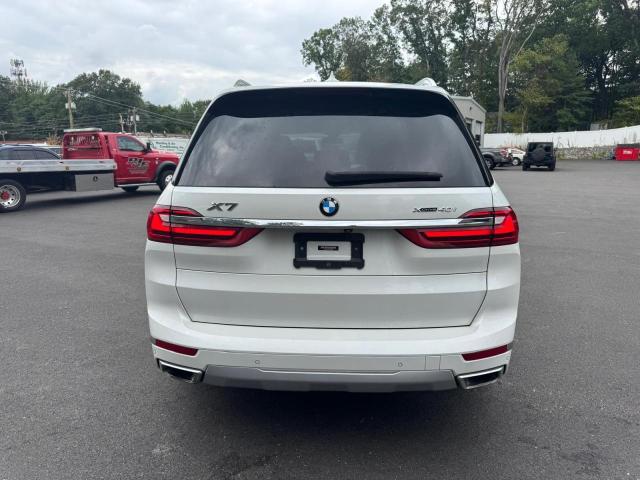 5UXCW2C5XKLB43880 - 2019 BMW X7 XDRIVE40I WHITE photo 6