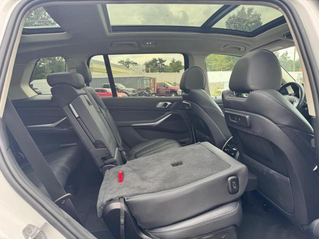 5UXCW2C5XKLB43880 - 2019 BMW X7 XDRIVE40I WHITE photo 7