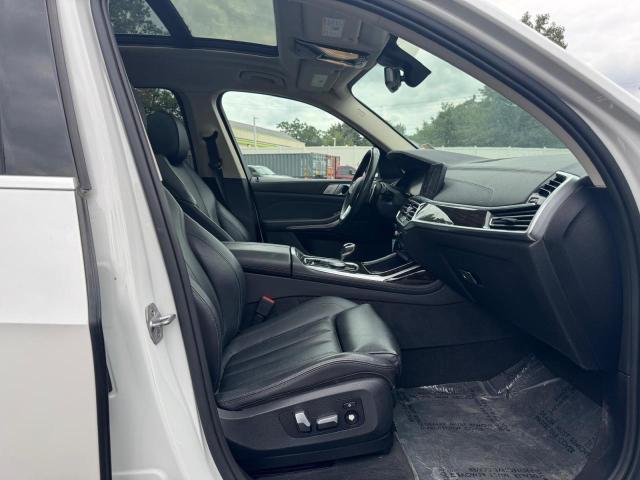 5UXCW2C5XKLB43880 - 2019 BMW X7 XDRIVE40I WHITE photo 8