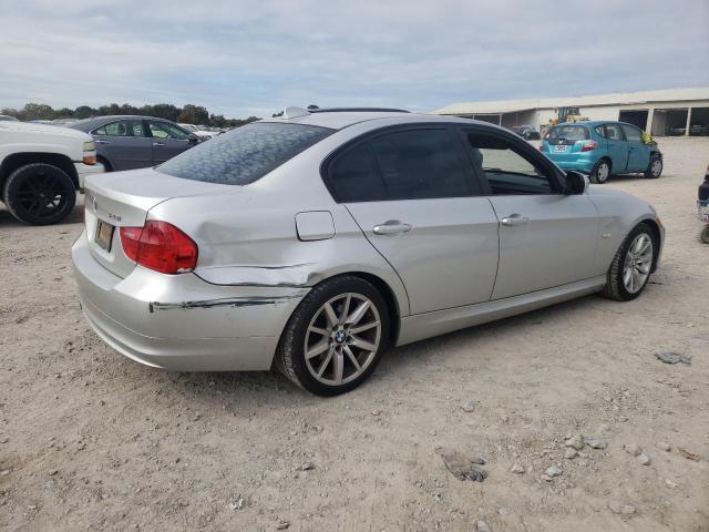 WBAPH7G5XBNM55250 - 2011 BMW 328 I SILVER photo 3