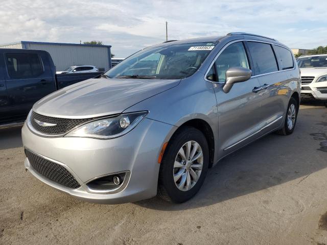 2C4RC1BG3KR582943 - 2019 CHRYSLER PACIFICA TOURING L SILVER photo 1