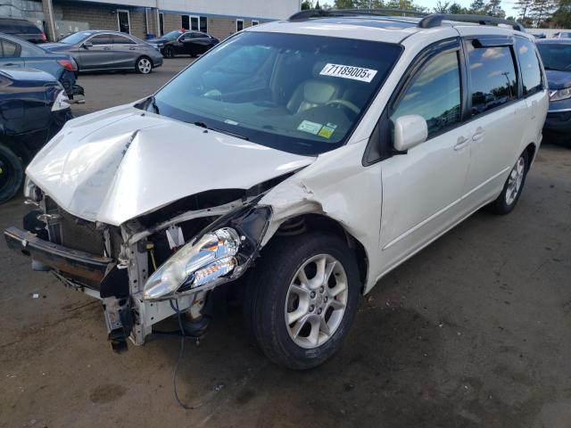 2005 TOYOTA SIENNA XLE, 