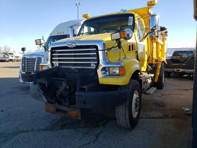 2FZAAWBS69AAG5425 - 2009 STERLING TRUCK L 8500 YELLOW photo 2