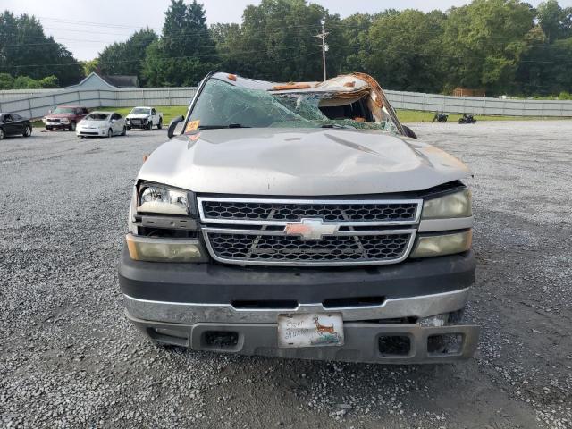 1GCHK23255F826143 - 2005 CHEVROLET SILVERADO K2500 HEAVY DUTY BEIGE photo 5