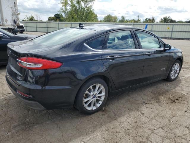 3FA6P0LU5KR130921 - 2019 FORD FUSION SE BLACK photo 3