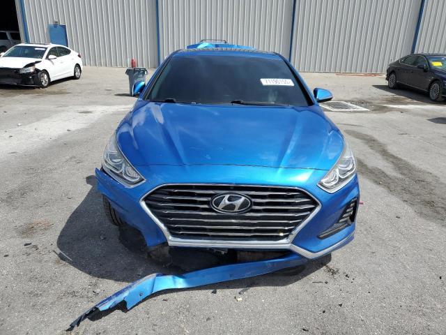 5NPE34AF8JH619229 - 2018 HYUNDAI SONATA SPORT Blau Foto 5