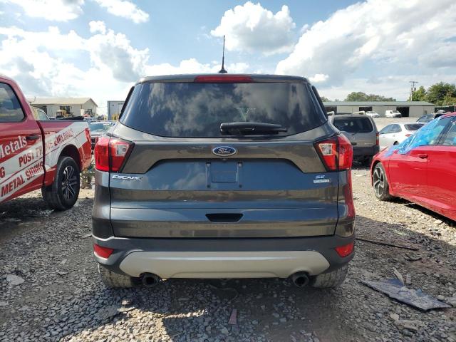 1FMCU0GD5KUC49556 - 2019 FORD ESCAPE SE Графитовый фото 6