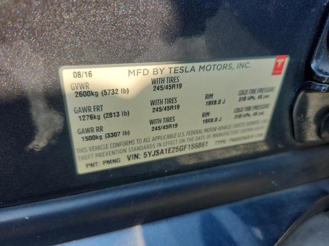 5YJSA1E25GF156861 - 2016 TESLA MODEL S Темно-сірий фото 13