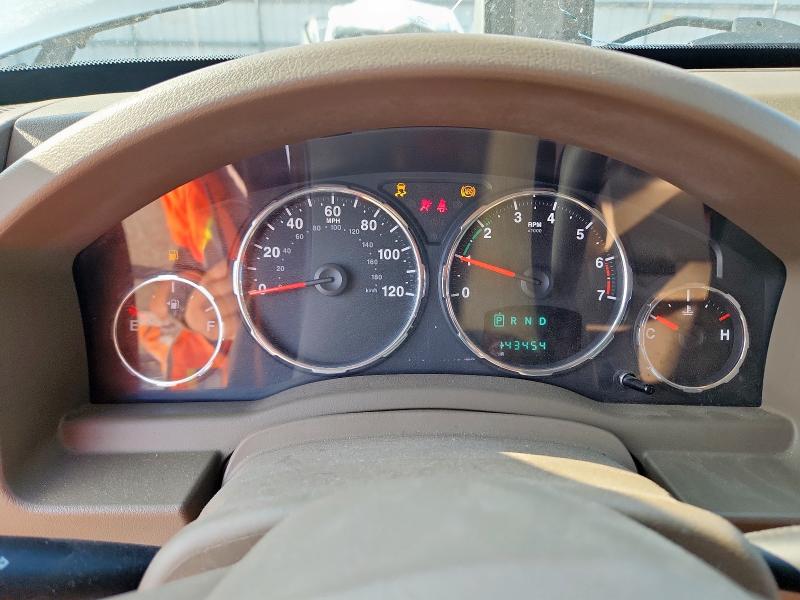 1J4PP2GK8BW578628 - 2011 JEEP LIBERTY SPORT BLACK photo 9