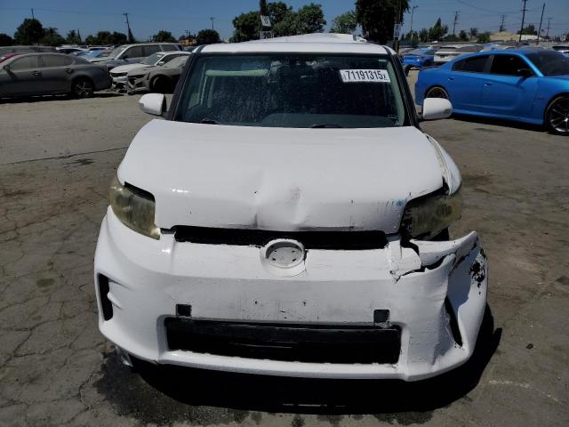 JTLZE4FEXCJ006927 - 2012 TOYOTA SCION XB أبيض صورة 5