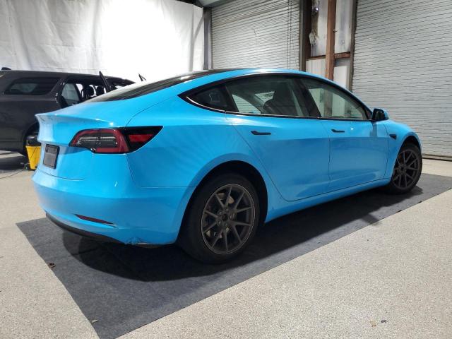 5YJ3E1EA0PF486407 - 2023 TESLA MODEL 3 WHITE photo 3