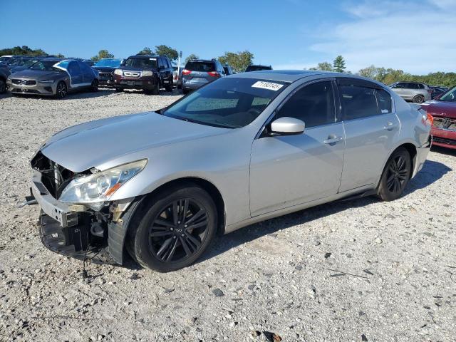 2013 INFINITI G37, 