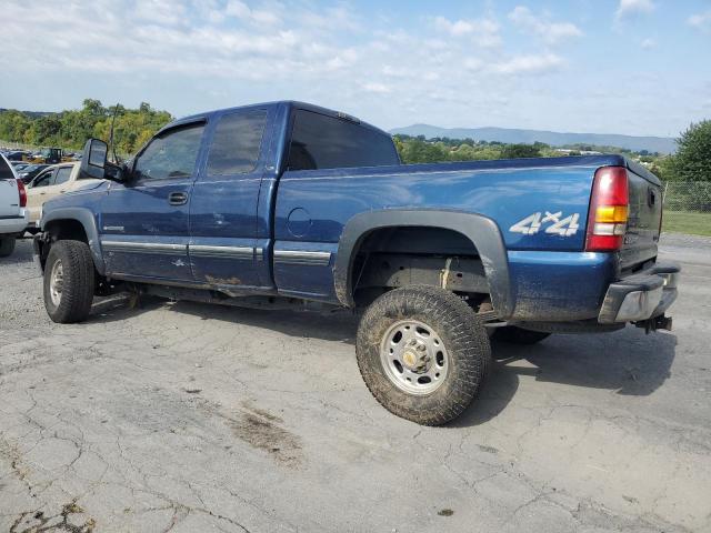 1GCHK29UX2E186845 - 2002 CHEVROLET SILVERADO K2500 HEAVY DUTY BLUE photo 2