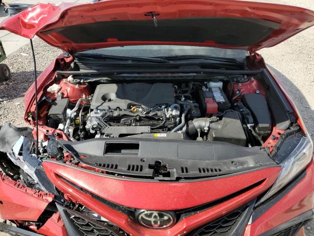 4T1K61AK2RU227205 - 2024 TOYOTA CAMRY XSE RED photo 11