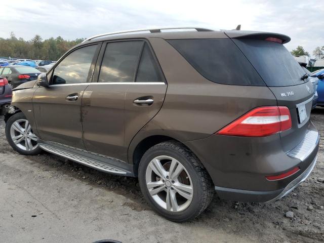4JGDA5HB1CA093218 - 2012 MERCEDES-BENZ ML 350 4MATIC BROWN photo 2