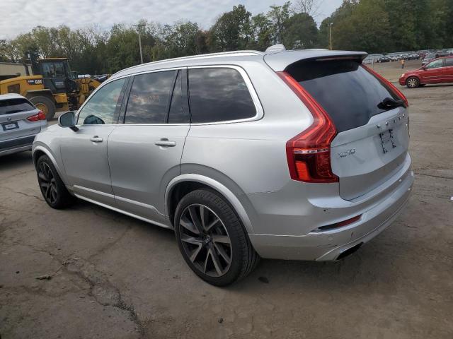 YV4A221K0L1592392 - 2020 VOLVO XC90 T6 MOMENTUM SILVER photo 2