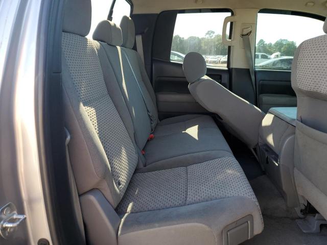 5TFRM5F12AX007694 - 2010 TOYOTA TUNDRA DOUBLE CAB SR5 SILVER photo 10