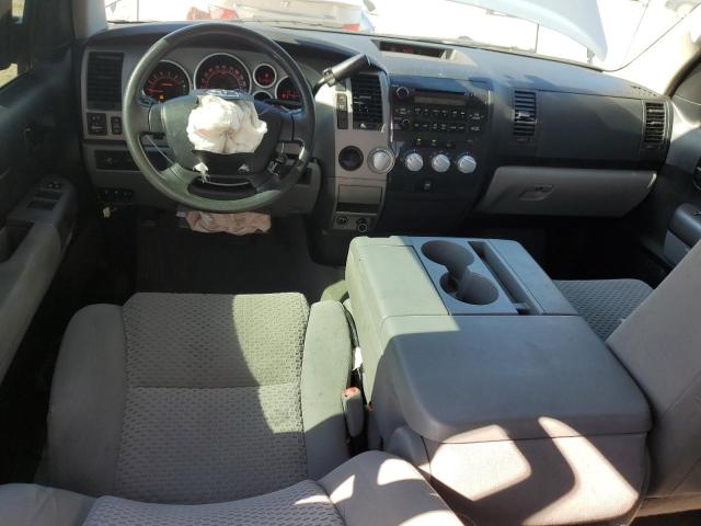 5TFRM5F12AX007694 - 2010 TOYOTA TUNDRA DOUBLE CAB SR5 SILVER photo 8