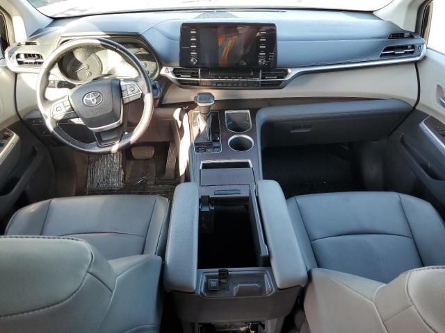 5TDYRKEC0MS018024 - 2021 TOYOTA SIENNA XLE 黑色 照片 8