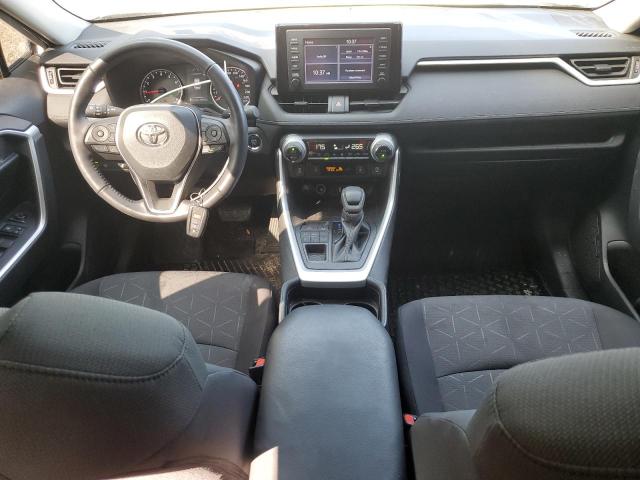 2T3R1RFV8MC196770 - 2021 TOYOTA RAV4 XLE WHITE photo 8