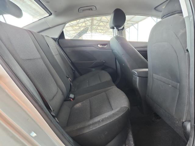 3KPC24A36JE023346 - 2018 HYUNDAI ACCENT SE ვერცხლისფერი ფოტო 10