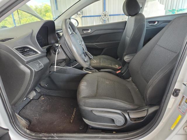 3KPC24A36JE023346 - 2018 HYUNDAI ACCENT SE ვერცხლისფერი ფოტო 7