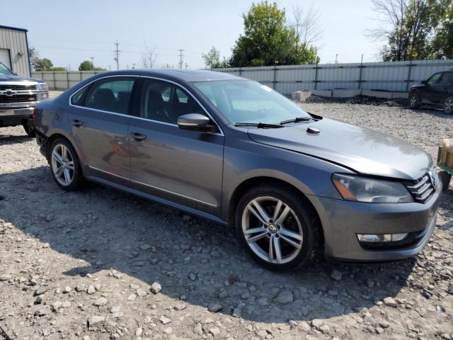 1VWCN7A39DC147869 - 2013 VOLKSWAGEN PASSAT SEL Gümüş foto 4