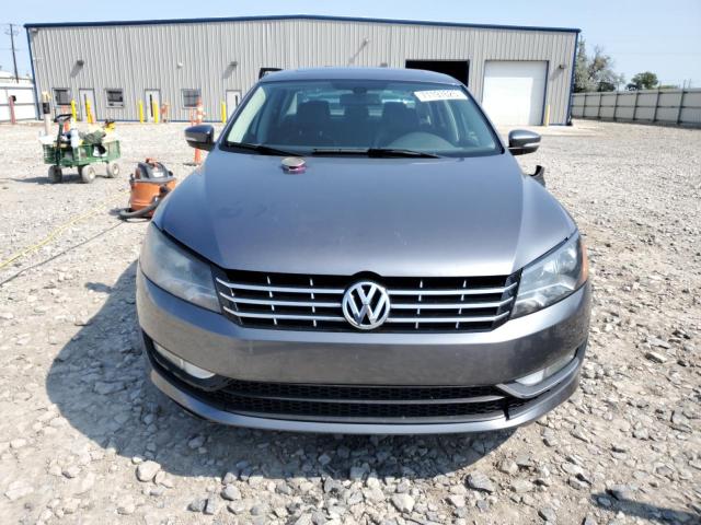 1VWCN7A39DC147869 - 2013 VOLKSWAGEN PASSAT SEL Gümüş foto 5