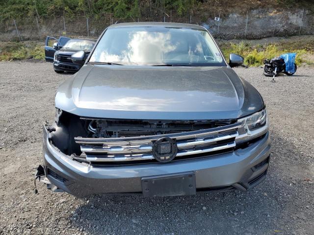 3VV2B7AX8LM094378 - 2020 VOLKSWAGEN TIGUAN SE 灰色 照片 5