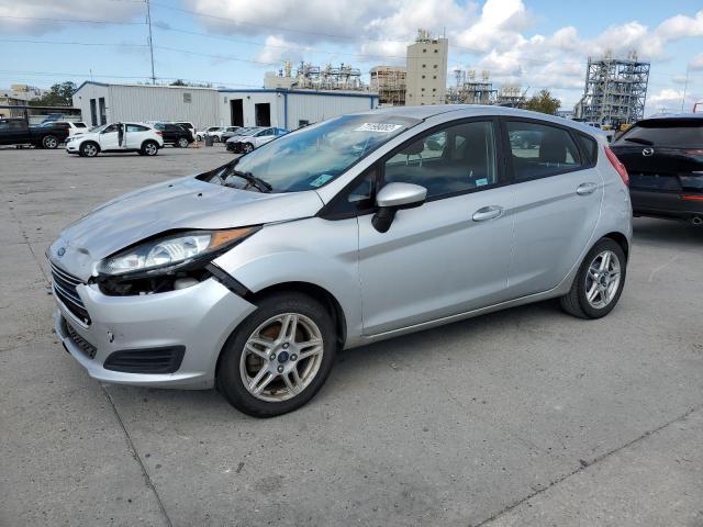 3FADP4EJ8HM115630 - 2017 FORD FIESTA SE SILVER photo 1