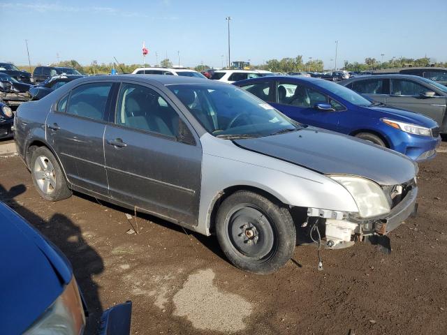 3FAHP07Z38R192681 - 2008 FORD FUSION SE SILVER photo 4