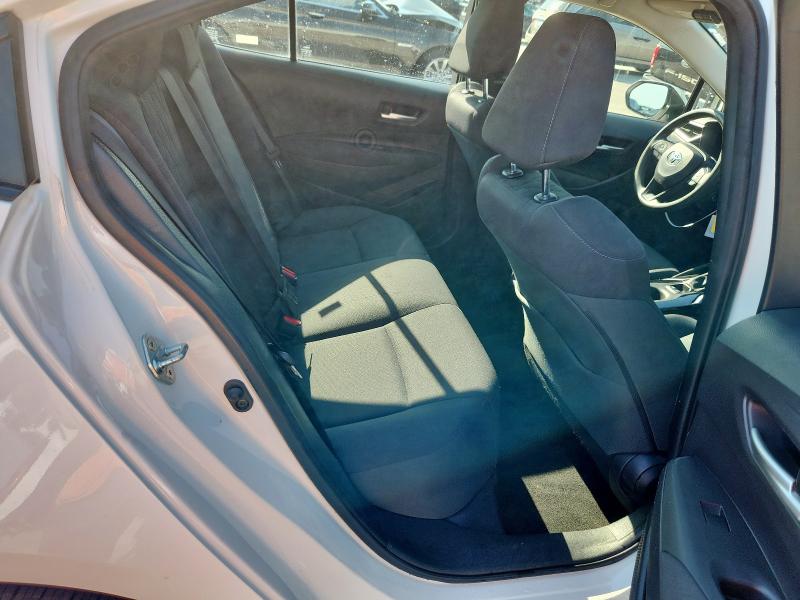 JTDEPRAE4LJ020959 - 2020 TOYOTA COROLLA LE WHITE photo 10